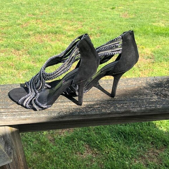 ⬇️Steve Madden Heels - Picture 4 of 6
